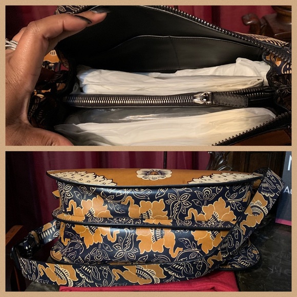 Valentino mime runway printed Hobo NWT $3695 - Picture 7 of 14